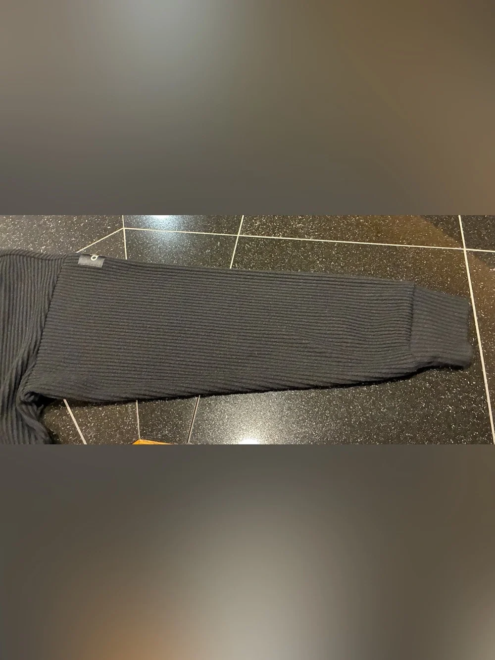 ALO Yoga alo black